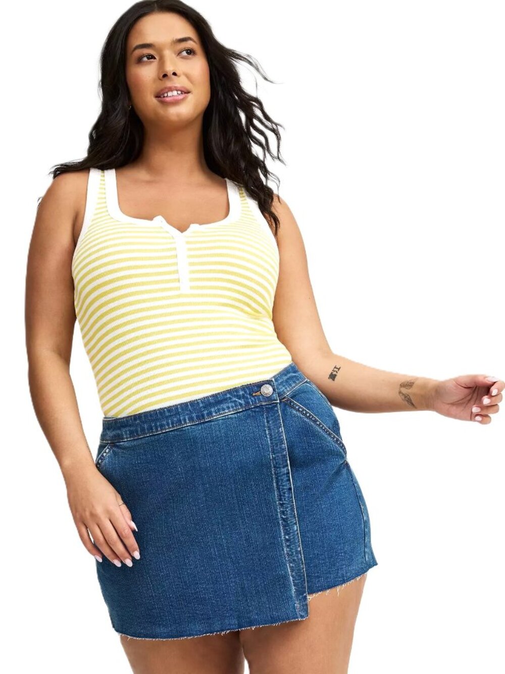 TORRID Mid-Rise Vintage Stretch Denim Skort. Plus Size 24 - Picture 1 of 15